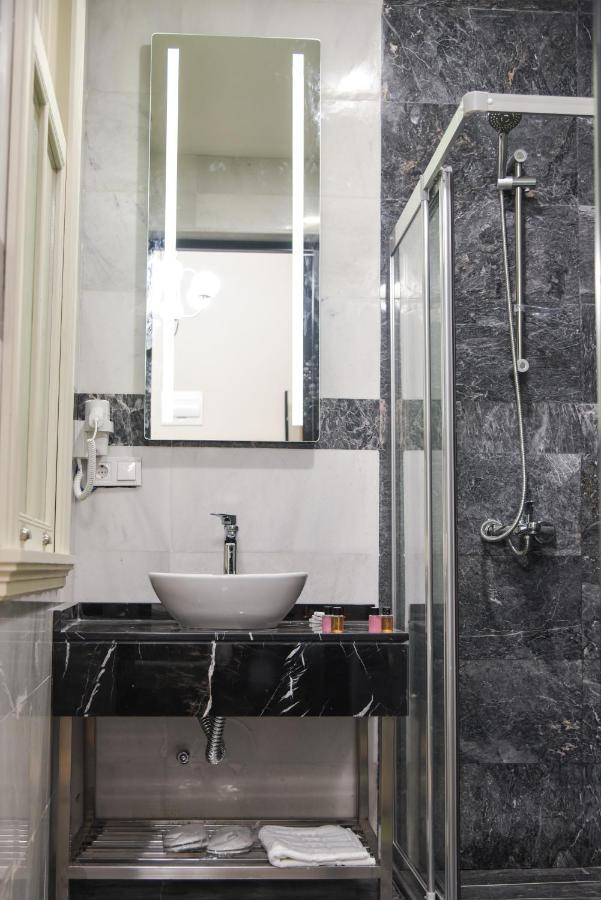 Luxir Hotel Istanbul Exterior photo