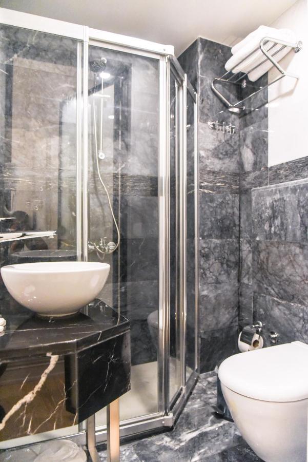 Luxir Hotel Istanbul Exterior photo